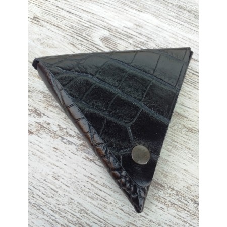 Monedero cuero triangular