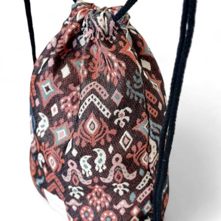 Mochila cuerdas
