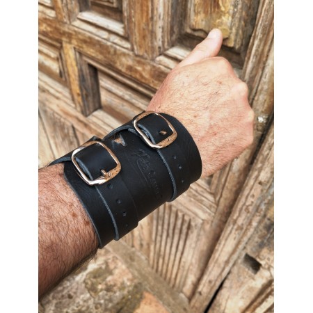Muñequera de cuero
