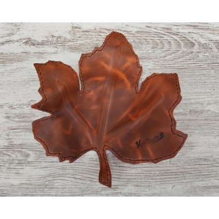 Vaciabolsillos de cuero en forma de hoja