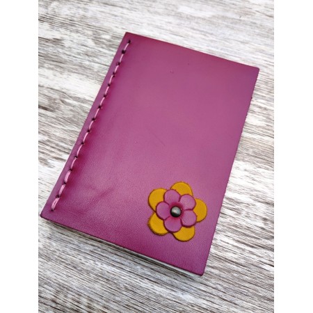 Libreta de cuero artesanal personalizable | Hecha a mano en España