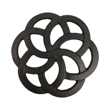 Salvamantel Negro de Hierro| Protección y Estilo