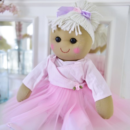 Muñeca de trapo artesanal de algodón | Clásica y suave