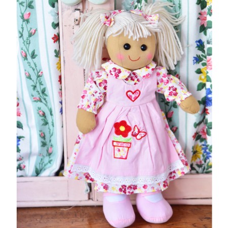 Muñeca de trapo artesanal de algodón | Clásica y suave