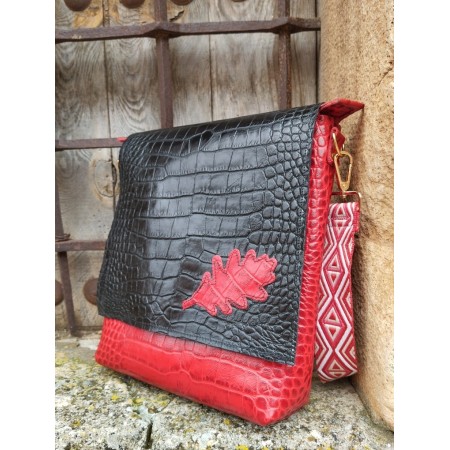 Bolso cuero hecho a mano en España