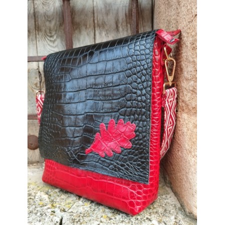 Bolso cuero hecho a mano en España