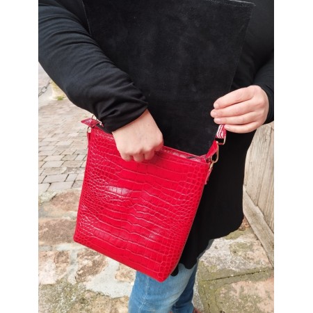 Bolso cuero hecho a mano en España