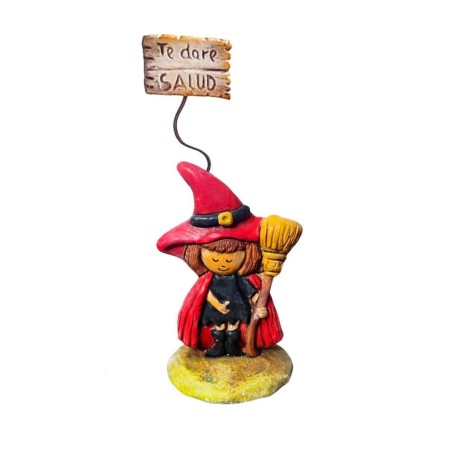 Bruja de cerámica hecha a mano en España