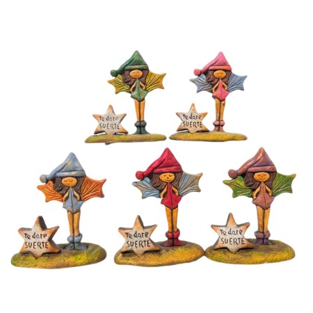 Hada de cerámica artesanal pintada a mano en España