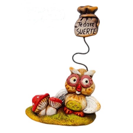 Búho de cerámica artesanal con cartel "Te daré suerte" hecho a mano en España