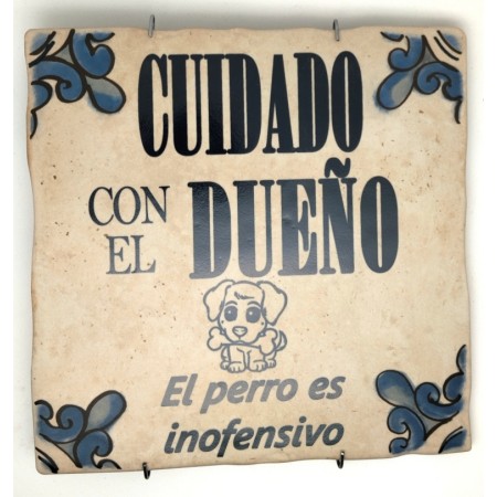 Baldosa de cerámica decorativa con frases y monumentos de Ayllón
