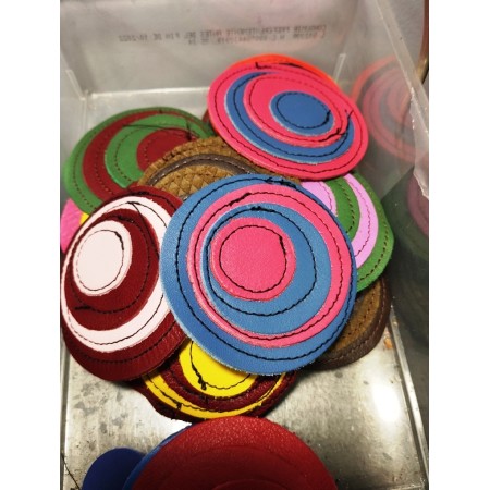 Diadema de cuero artesanal hecha a mano y personalizable en España