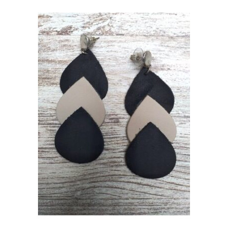 Pendientes cuero