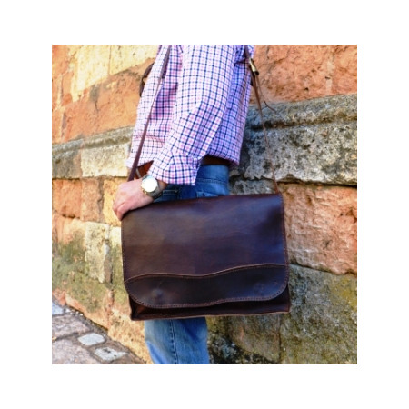 Maletin cuero Auserd