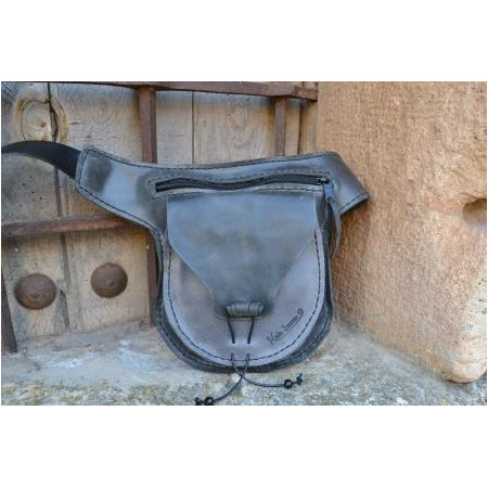 Riñonera cuero Abay