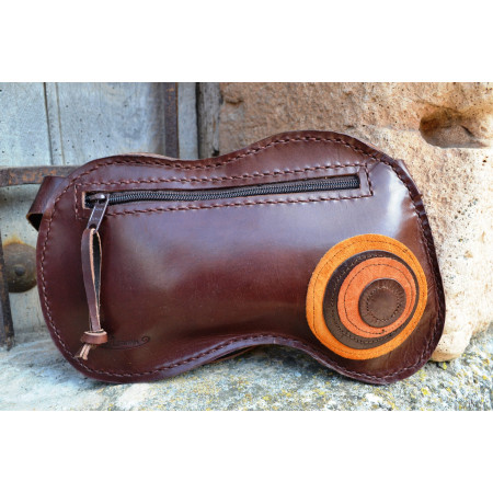 Riñonera cuero Abeba