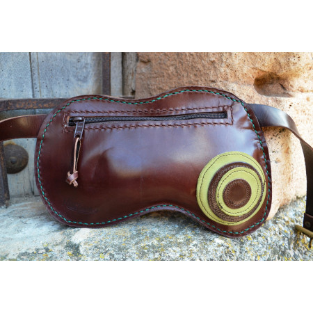 Riñonera cuero Abeba