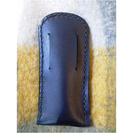 Funda cuero abrebotellas